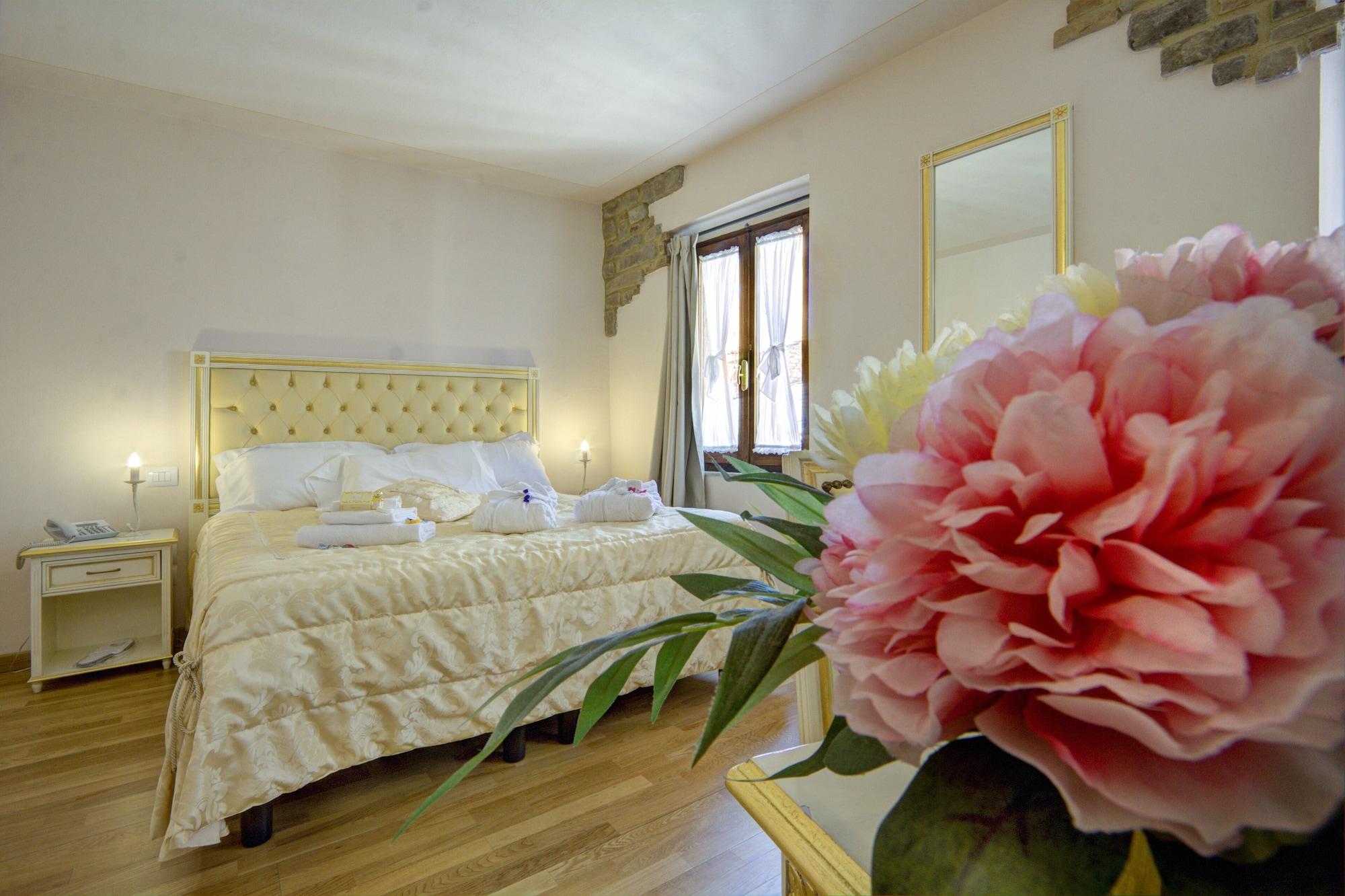 Hotel Volterra In Superior Eksteriør bilde